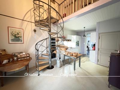 Maison - 110 m² - 6 pièces