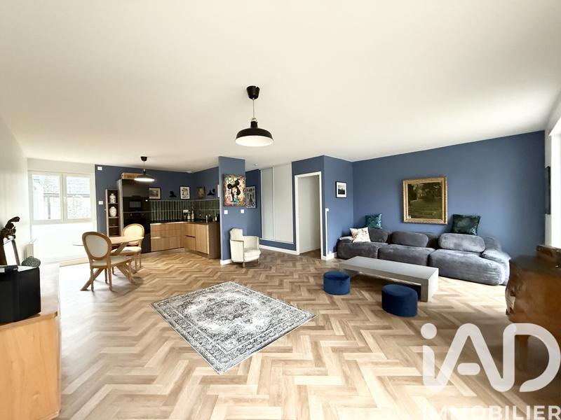 Maison - 93 m² - 5 pièces