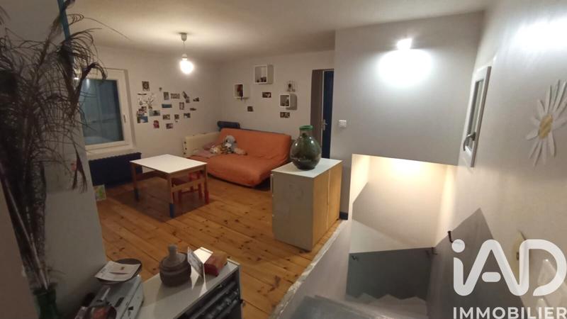 Maison - 90 m² - 5 pièces