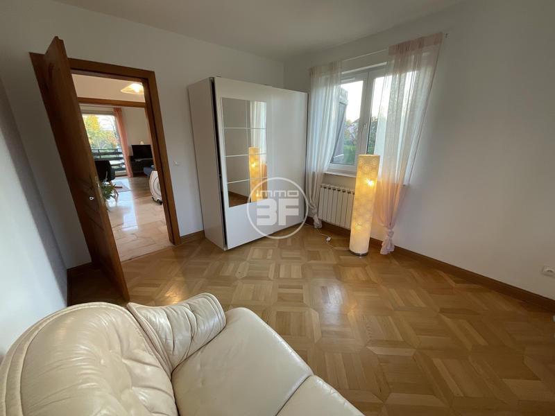 Appartement - 85 m² - 3 pièces