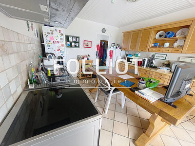 Maison - 170 m² - 9 pièces