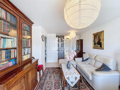 Appartement - 106 m² - 5 pièces