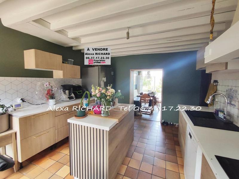 Maison - 218 m² - 11 pièces