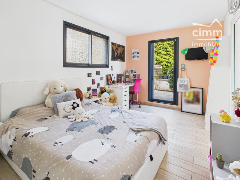 Maison contemporaine - 141 m² - 6 pièces