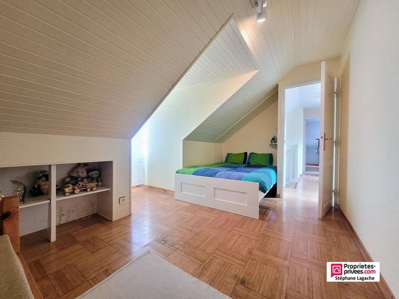 Maison - 135 m² - 7 pièces