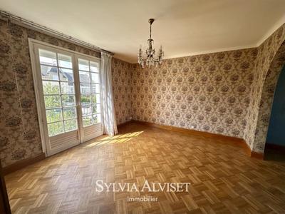 Maison - 115 m² - 5 pièces