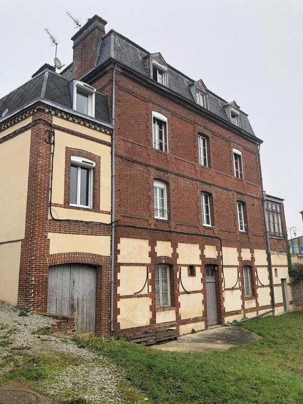 Appartement - 85 m² - 3 pièces