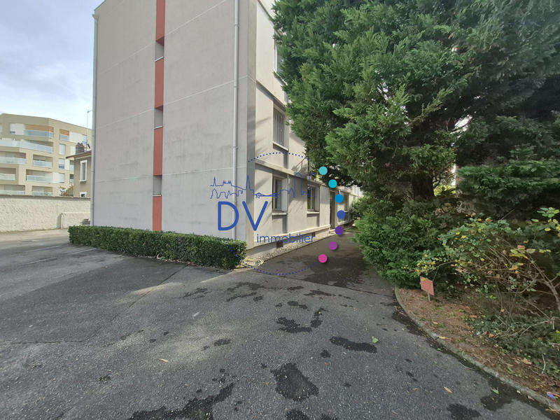 Appartement - 77 m² - 3 pièces