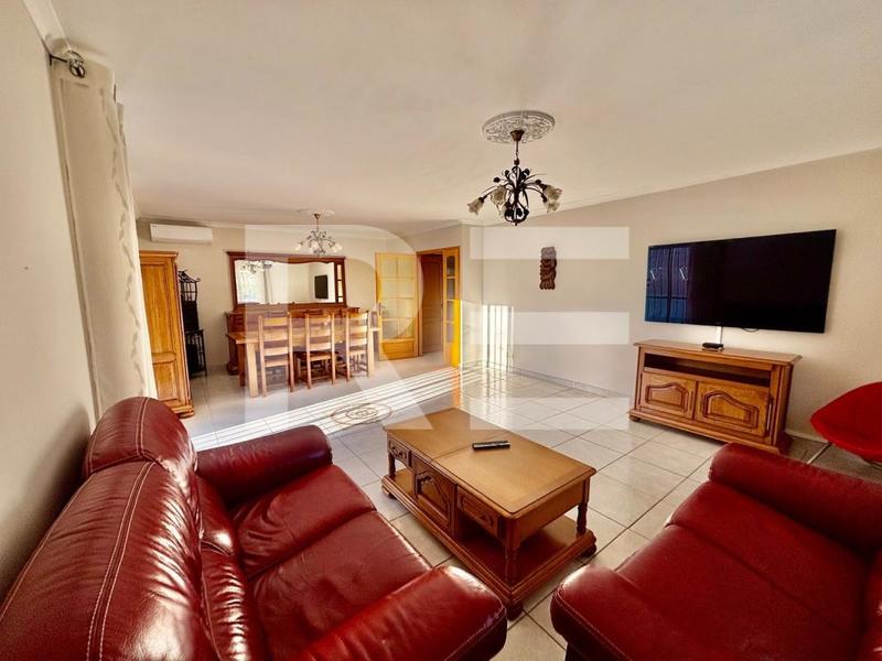 Maison traditionnelle - 116 m² - 6 pièces