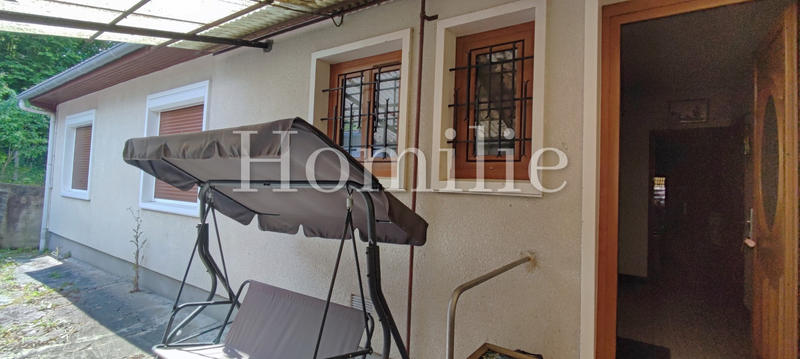 Maison - 90 m² - 6 pièces