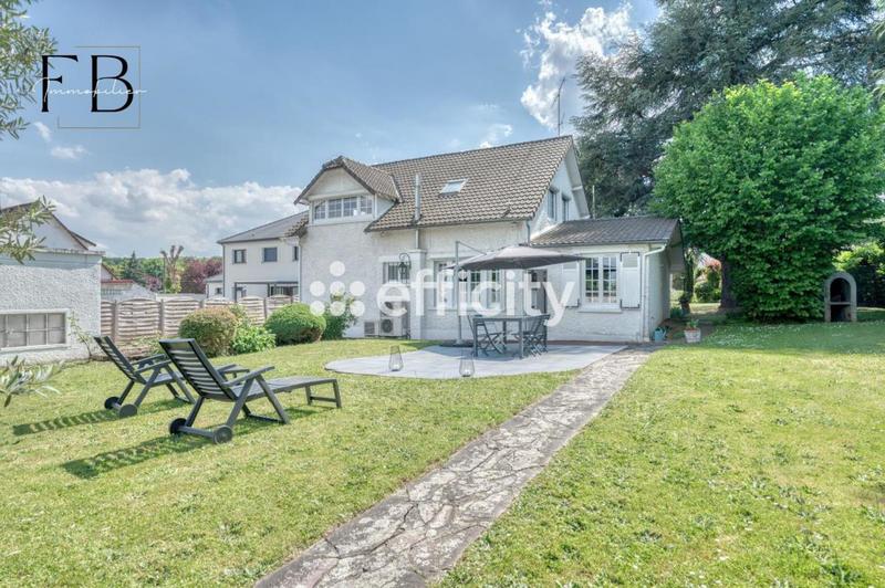 Maison - 150 m² - 7 pièces