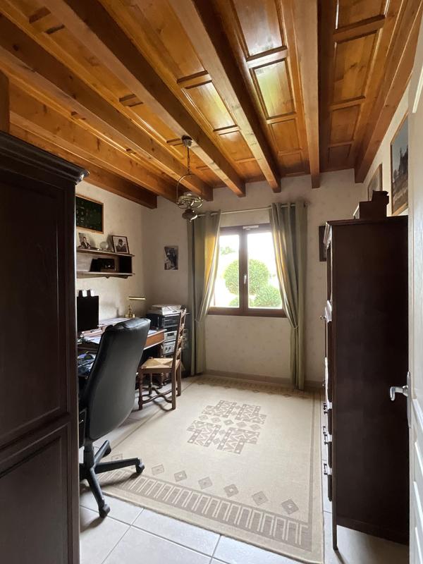 Maison - 238 m² - 5 pièces