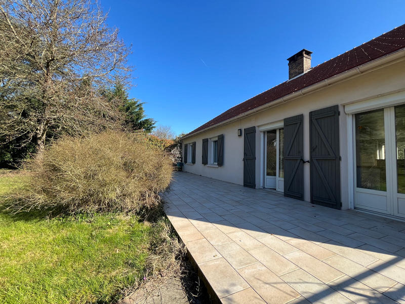 Maison - 185 m² - 8 pièces