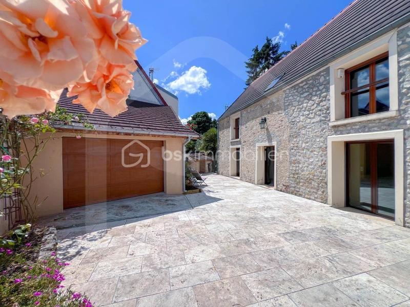 Maison de campagne - 285 m² - 8 pièces
