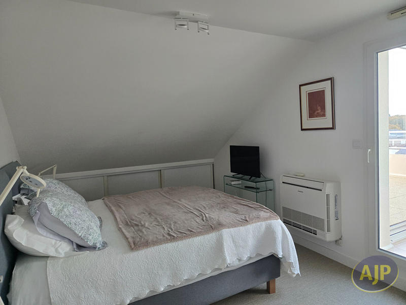 Appartement - 84 m² - 4 pièces