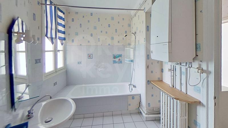 Appartement - 97 m² - 5 pièces