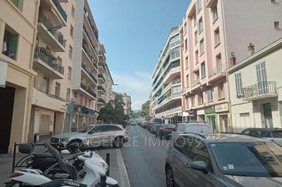 Parking / Garage - 13 m²