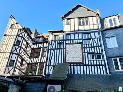 Appartement - 100 m² - 4 pièces