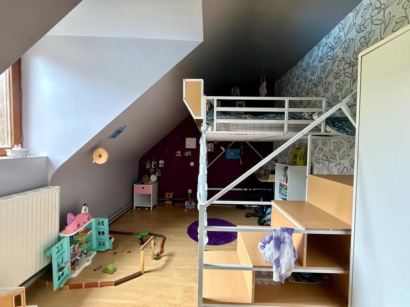 Maison - 203 m² - 6 pièces