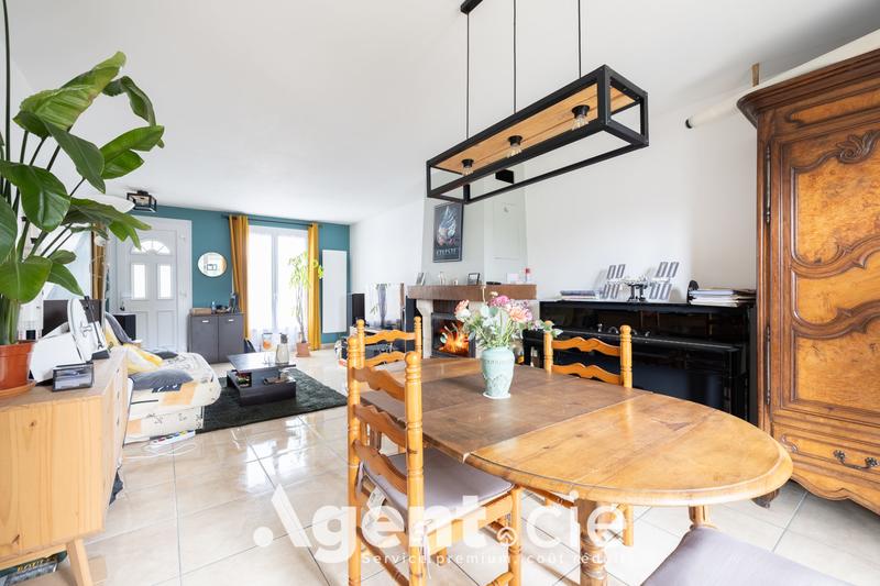 Maison - 100 m² - 5 pièces