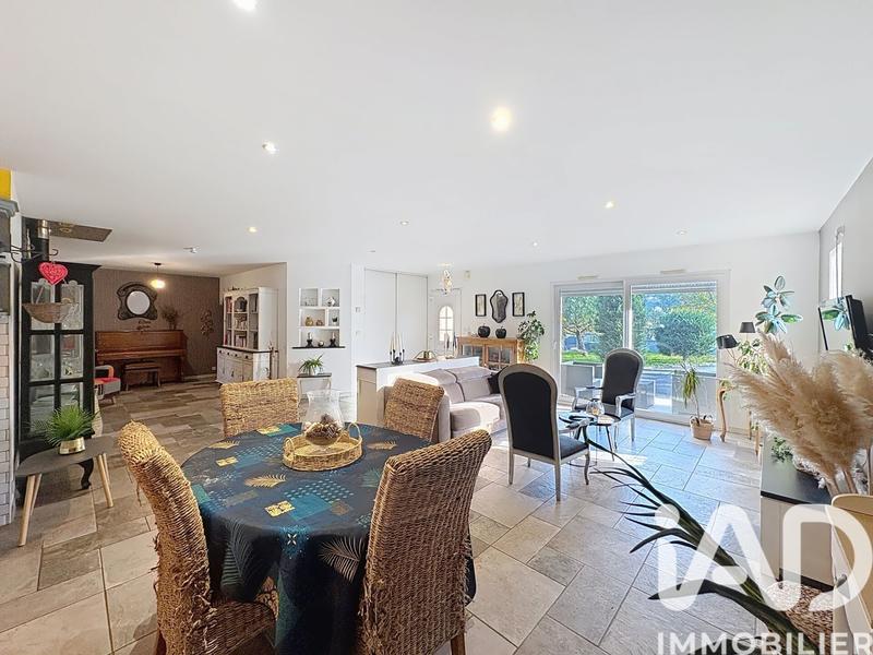 Maison - 142 m² - 6 pièces