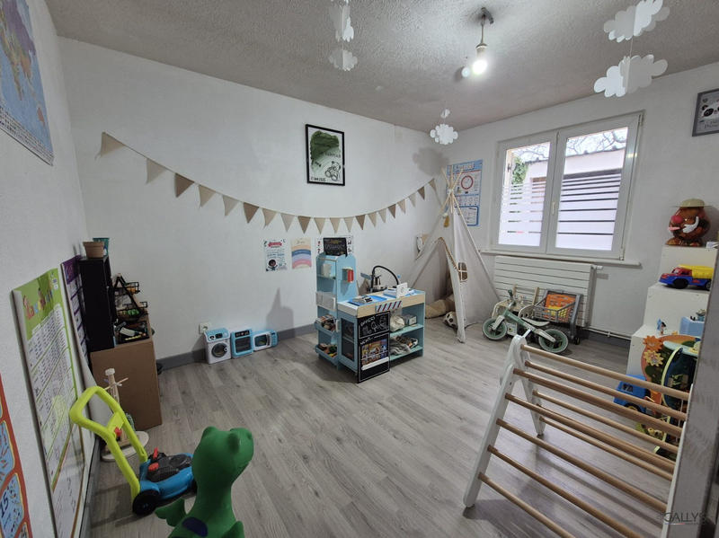 Maison - 120 m² - 7 pièces