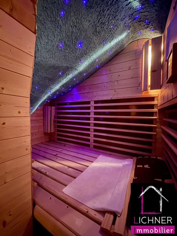 Maison - 165 m² - 7 pièces