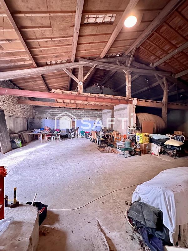 Maison - 379 m² - 10 pièces