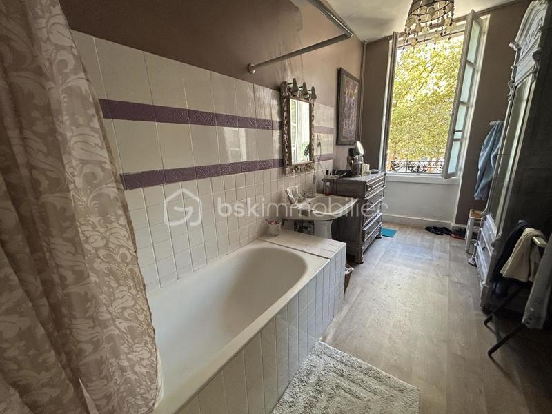 Immeuble - 353 m² - 6 pièces