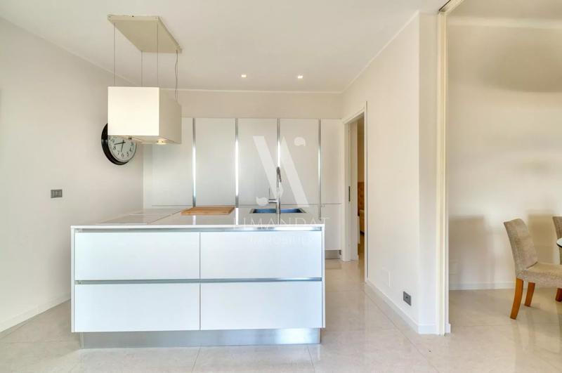 Villa - 220 m² - 5 pièces