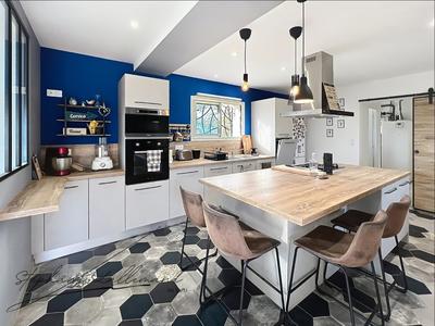 Maison - 190 m² - 5 pièces