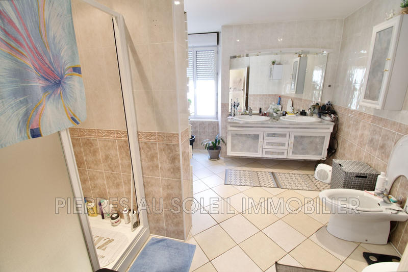 Appartement - 96 m² - 3 pièces