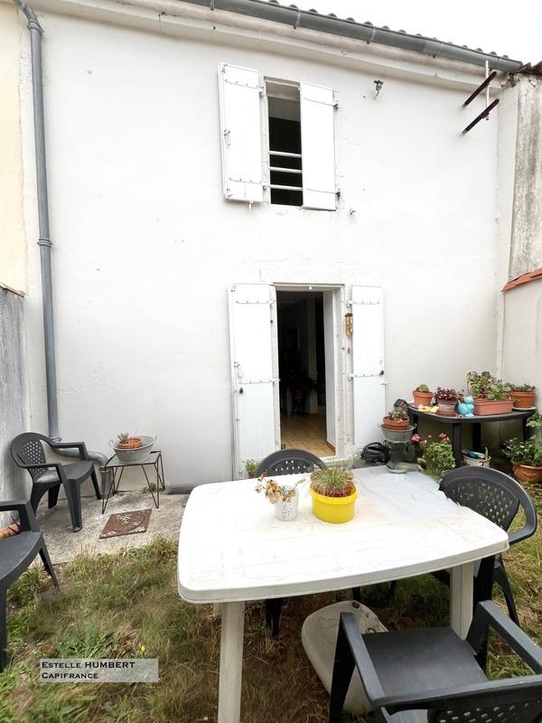 Maison - 98 m² - 4 pièces