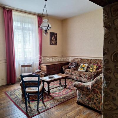 Maison de ville - 326 m² - 8 pièces