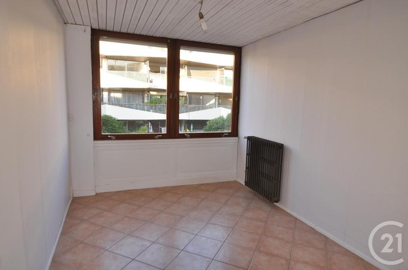 Appartement - 101 m² - 4 pièces