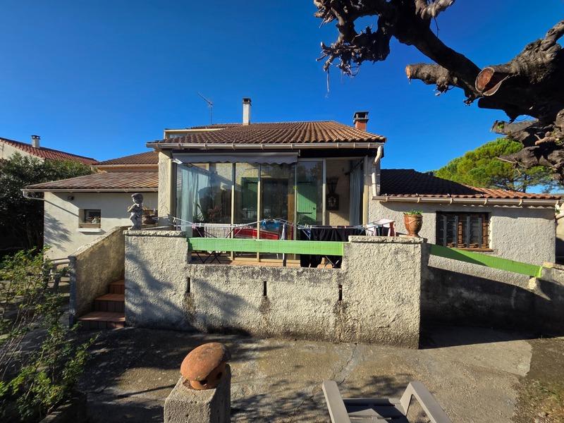 Maison - 108 m² - 10 pièces