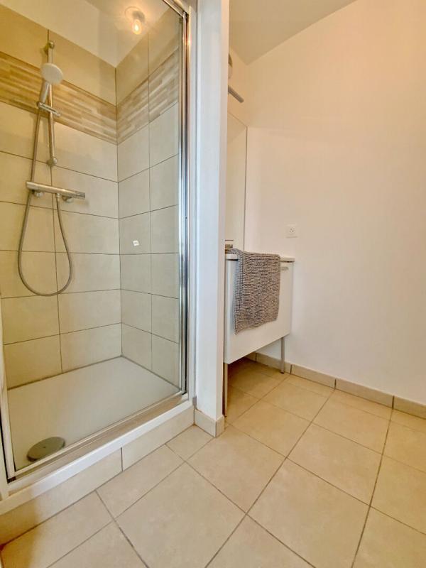 Appartement - 87 m² - 5 pièces