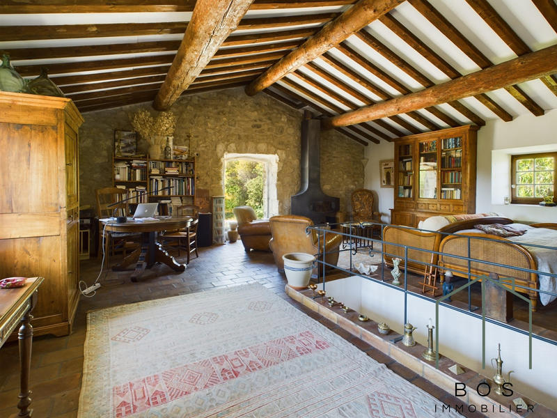 Bastide - 361 m² - 11 pièces