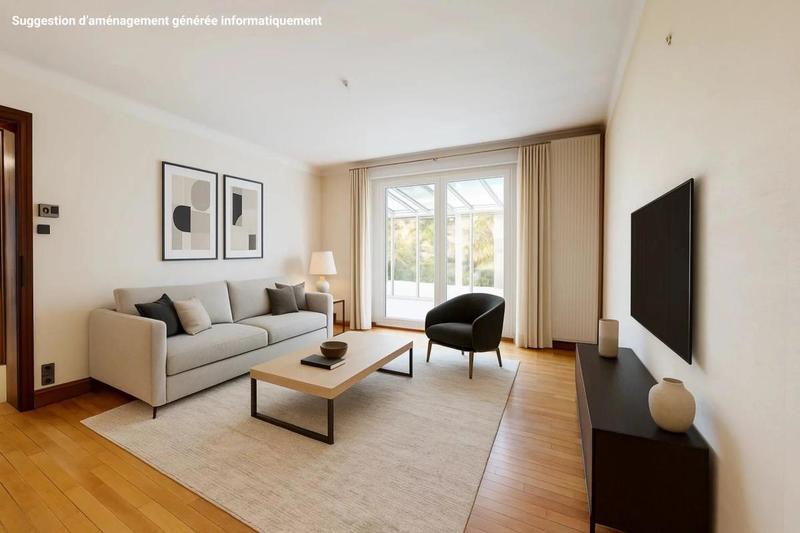 Maison - 204 m² - 7 pièces