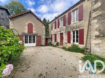 Maison de ville - 192 m² - 10 pièces