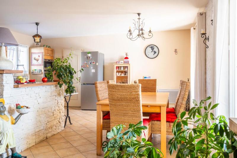 Maison - 104 m² - 4 pièces