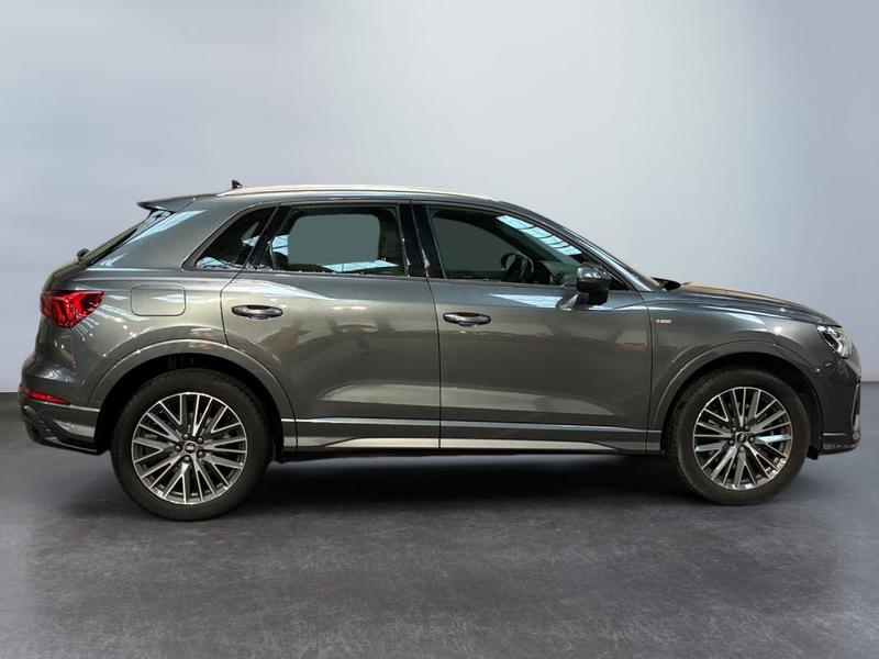 Audi Q3 45 TFSIe 245 ch s tronic 6 s line