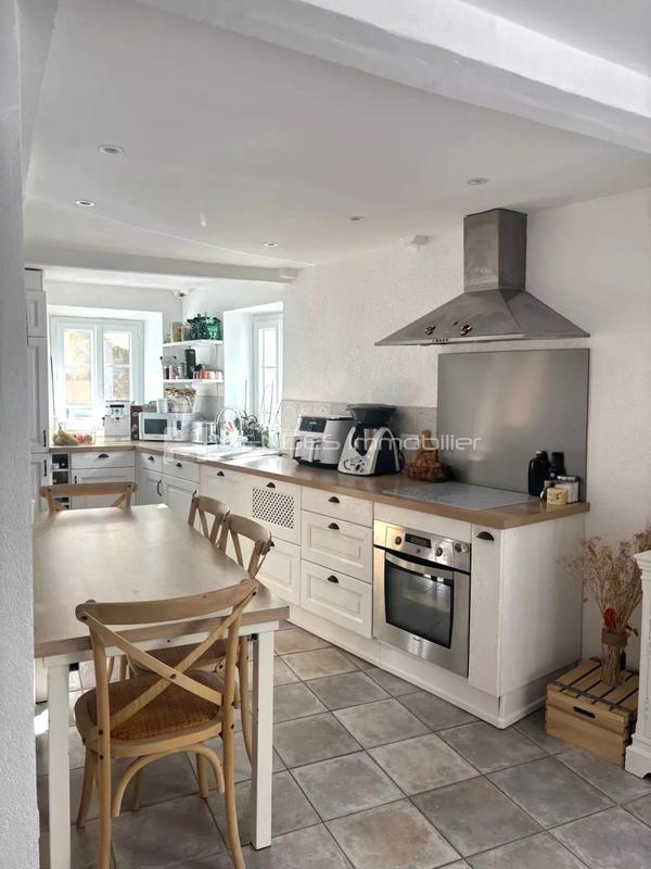 Maison de village - 74 m² - 4 pièces