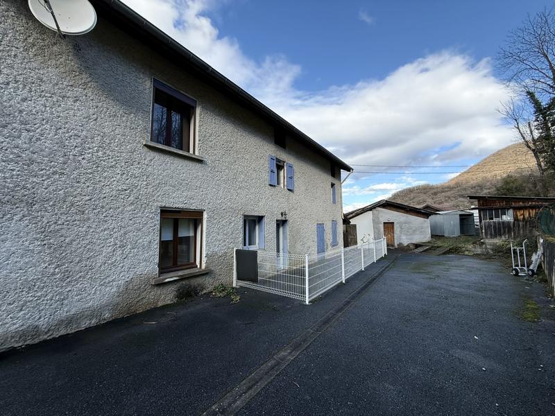 Maison - 143 m² - 6 pièces