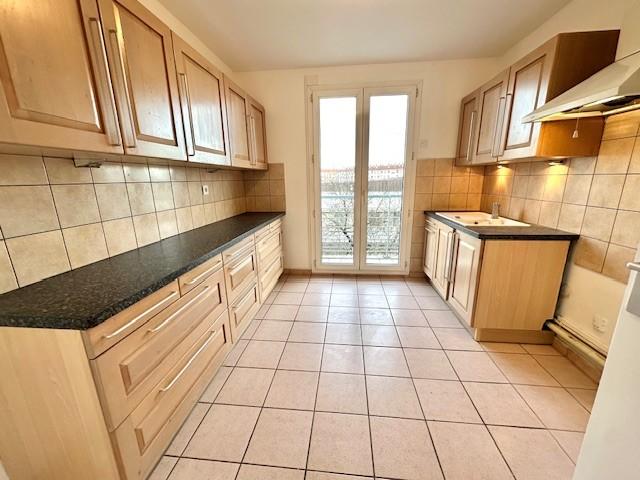 Appartement - 112 m² - 5 pièces