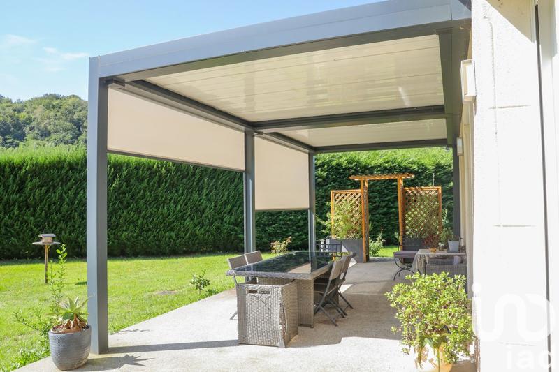 Maison - 257 m² - 8 pièces