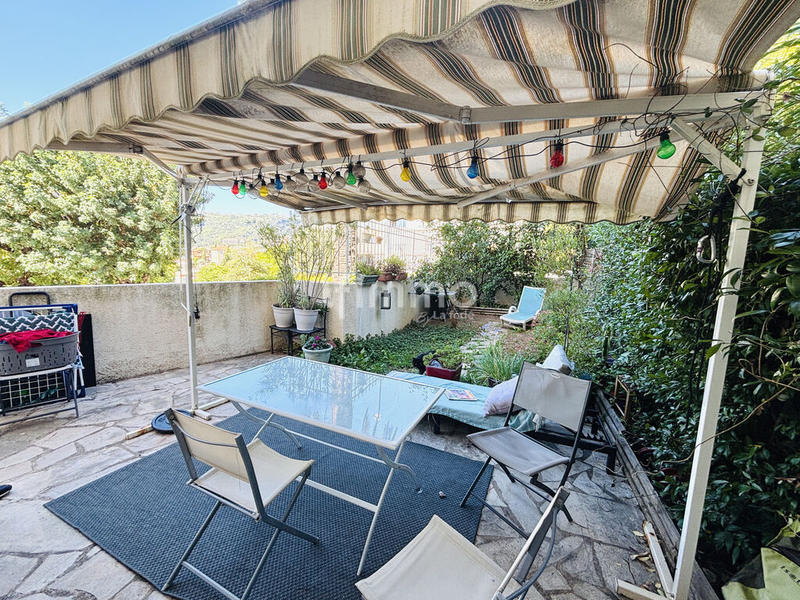 Appartement - 72 m² - 3 pièces