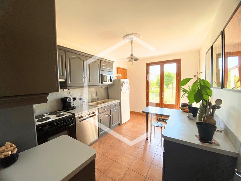 Maison - 90 m² - 4 pièces