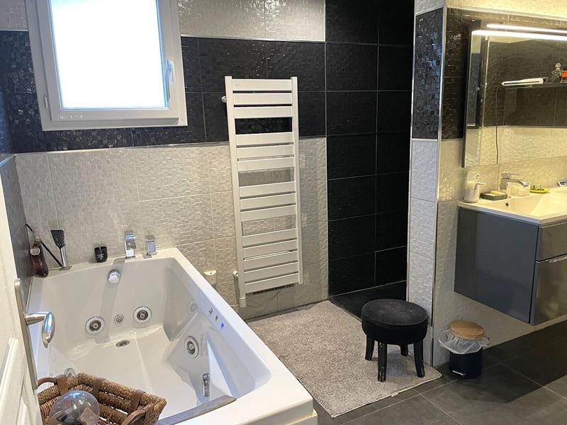 Maison - 128 m² - 5 pièces