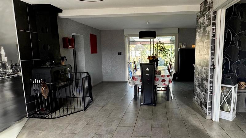 Maison - 185 m² - 7 pièces